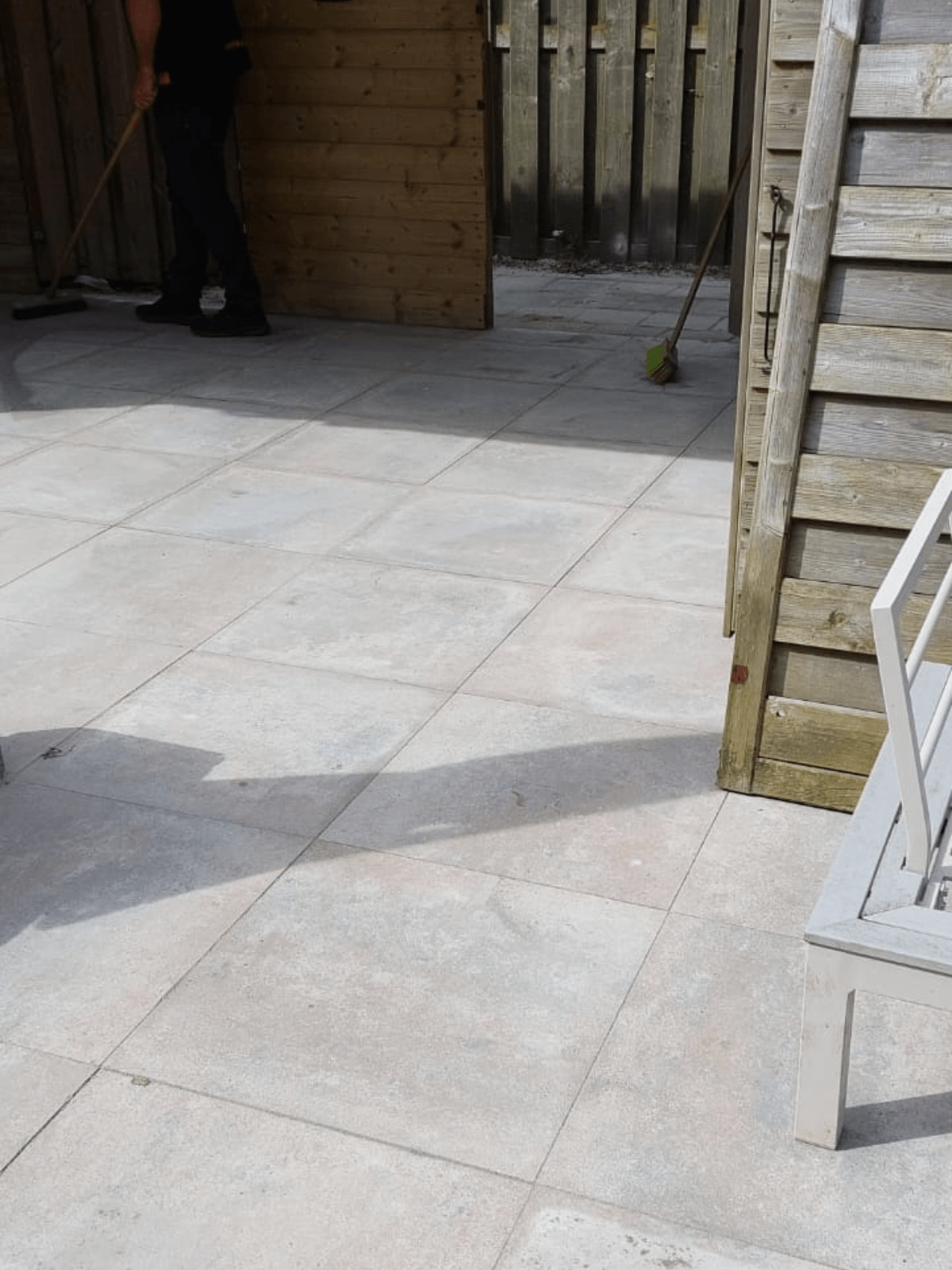 mtr-aannemers-afgerond-project-tegels-leggen